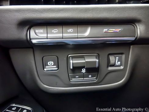 New 2026 Cadillac Escalade V AWD/4WD image 24