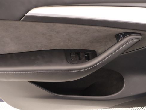 Used 2023 Tesla Model Y Performance AWD/4WD image 14