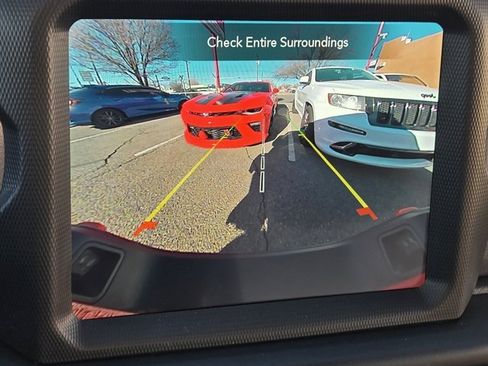 Used 2022 Jeep Gladiator Mojave image 9