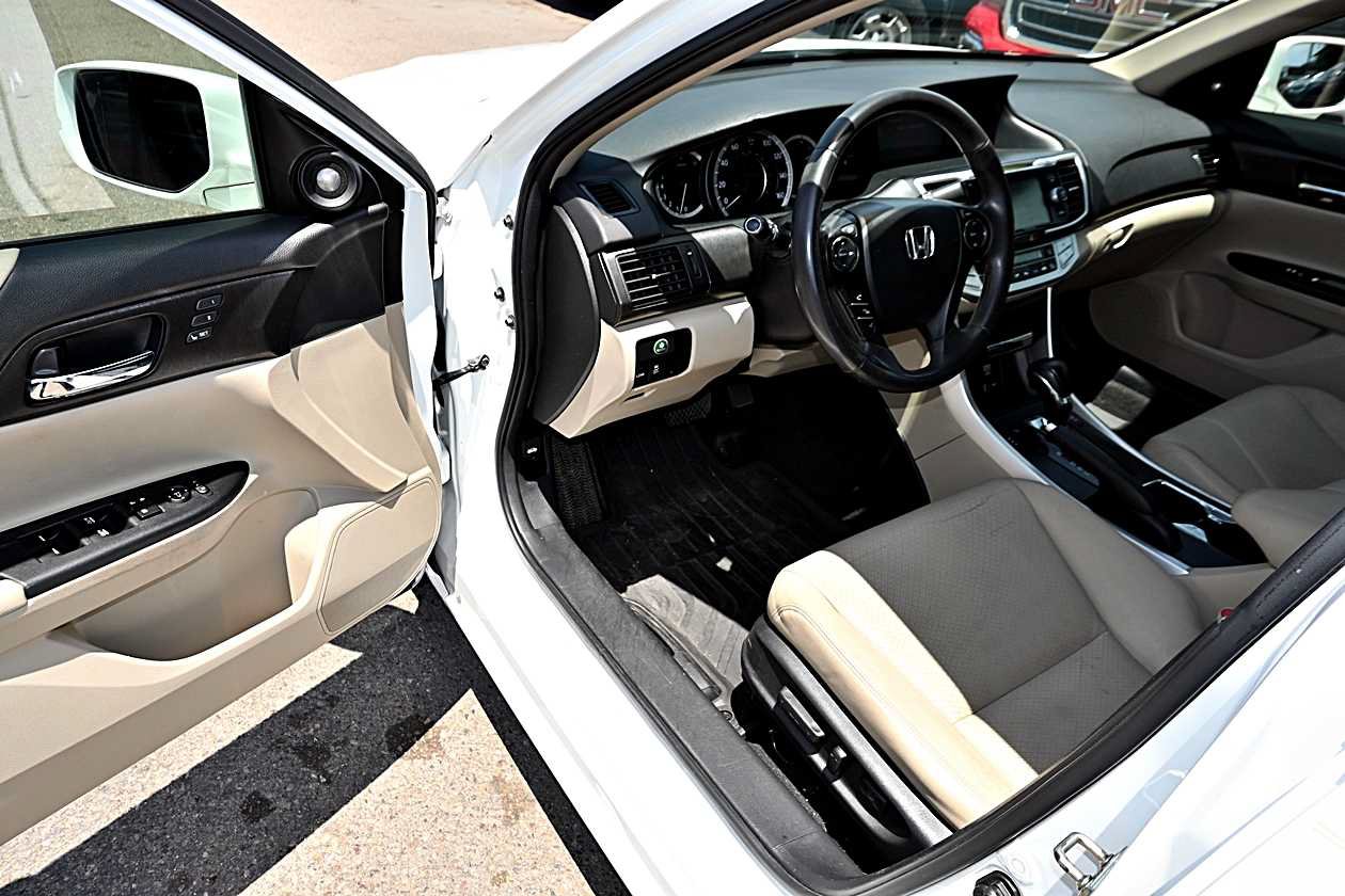 Used 2014 Honda Accord EX-L image 18
