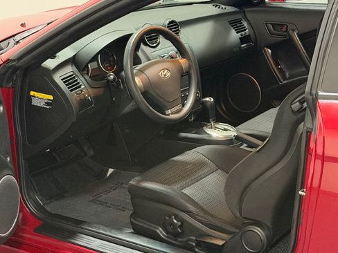 Used 2007 Hyundai Tiburon GS FWD image 8