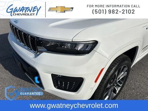 Used 2022 Jeep Grand Cherokee Overland AWD/4WD image 14