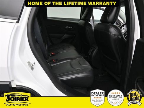 Used 2019 Jeep Cherokee Limited image 40