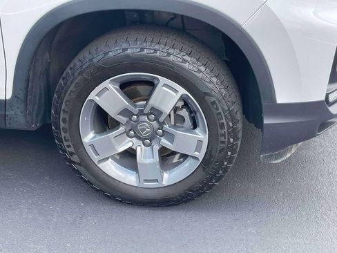 Certified 2025 Honda Ridgeline RTL image 7