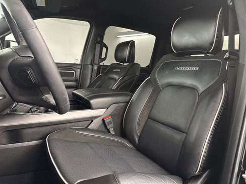 Used 2025 RAM 1500 Laramie w/ Night Edition image 17