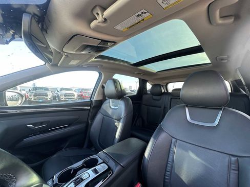 Used 2023 Hyundai Tucson Limited image 16