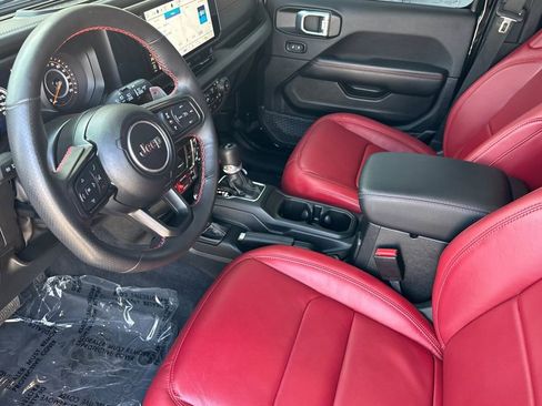 Used 2024 Jeep Wrangler Unlimited Rubicon 392 image 12