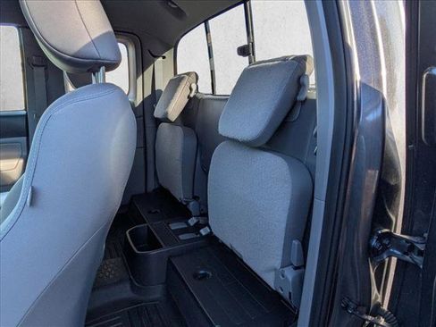 Used 2014 Toyota Tacoma 4x4 Access Cab V6 image 12