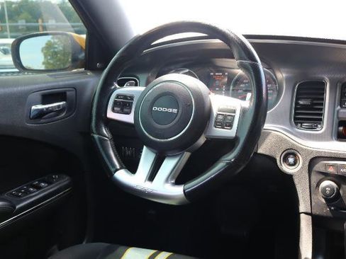 Used 2012 Dodge Charger SRT8 Super Bee w/ Driver Convenience Group II RWD image 16