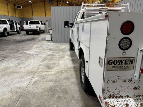 Used 2012 Ford F350 XL w/ PWR Equipment Group image 9