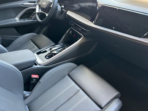 New 2025 Audi Q5 Premium Plus w/ Premium Plus image 13