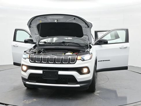 Used 2022 Jeep Compass Limited AWD/4WD image 39