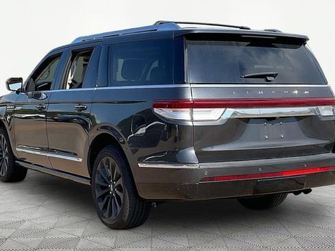Used 2022 Lincoln Navigator L Reserve AWD/4WD image 4