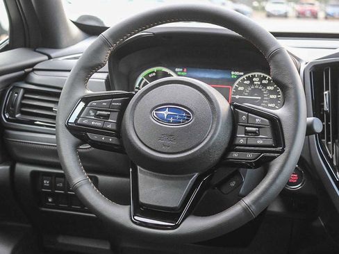 New 2025 Subaru Forester Touring image 15