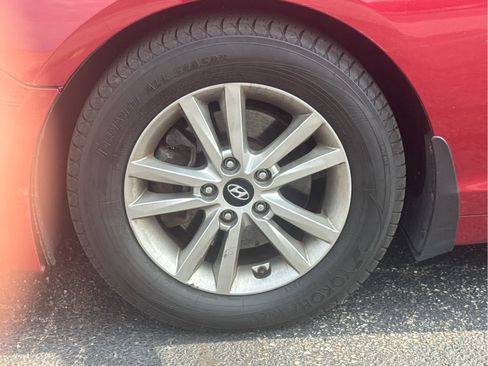 Used 2016 Hyundai Sonata SE w/ Cargo Package FWD image 10