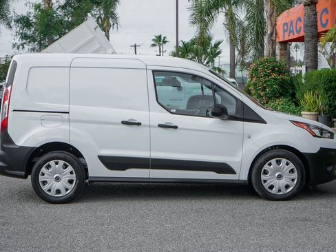 Used 2022 Ford Transit Connect XL image 11