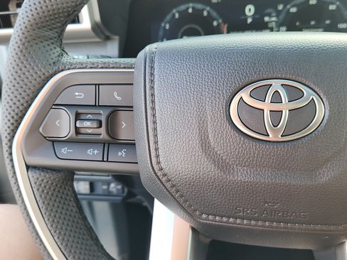 New 2026 Toyota Tacoma Limited AWD/4WD image 18
