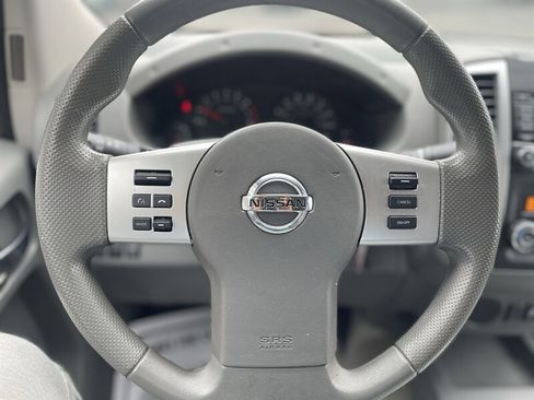 Used 2015 Nissan Frontier SV w/ SV Value Truck Package image 18