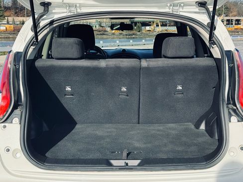 Used 2015 Nissan Juke SV w/ Cold Weather Package image 24