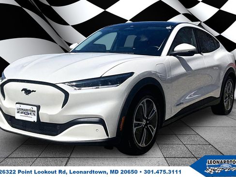 Used 2021 Ford Mustang Mach-E Select w/ Comfort/Appearance Package image 1