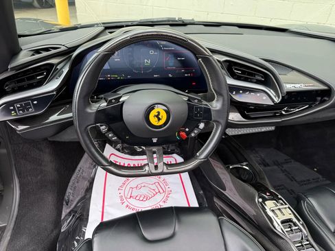 Used 2023 Ferrari SF90 Spider image 81