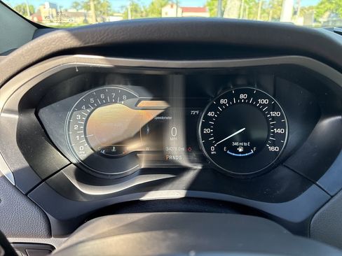 Used 2017 Lincoln MKZ Select image 12