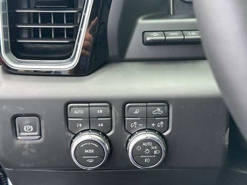 New 2026 GMC Sierra 1500 Denali Ultimate AWD/4WD image 19