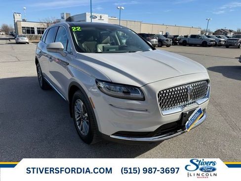 Certified 2022 Lincoln Nautilus Reserve image 1