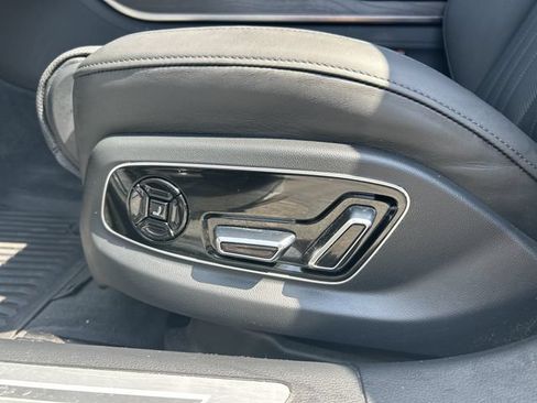 Used 2024 Audi A8 L 3.0T AWD/4WD image 12
