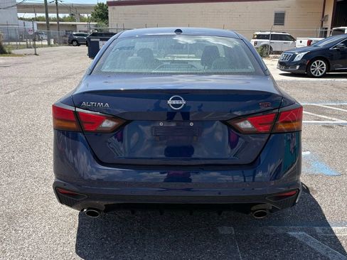Used 2024 Nissan Altima 2.5 SR FWD image 4