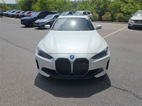 Certified 2023 BMW i4 eDrive35 w/ Premium Package RWD image 8