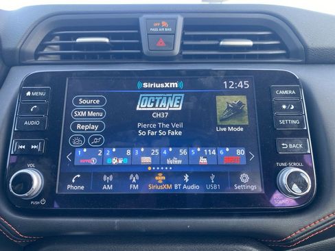 Used 2024 Nissan Versa SR image 28