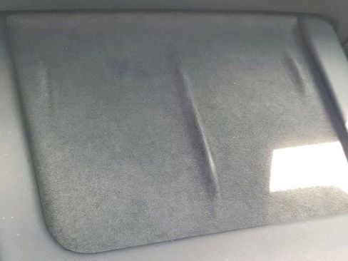 Used 2023 Tesla Model Y Performance AWD/4WD image 23