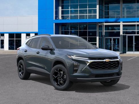 New 2026 Chevrolet Trax LT image 7