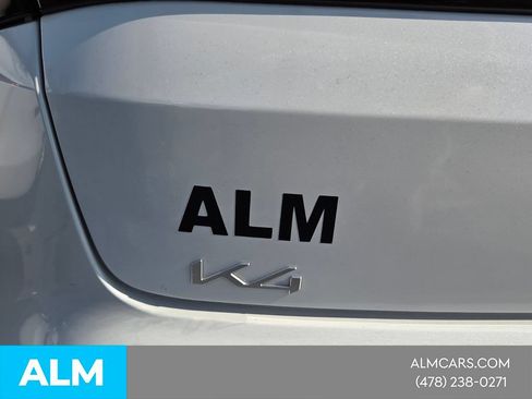 Used 2025 Kia K4 FWD image 8