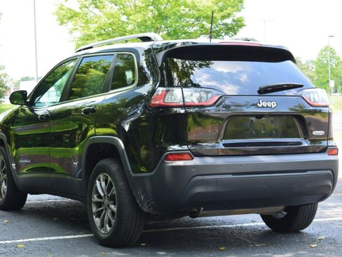 Used 2020 Jeep Cherokee Latitude Plus w/ Comfort/Convenience Group FWD image 7