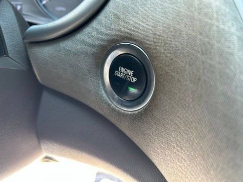 Used 2022 Chevrolet Malibu LT FWD image 20