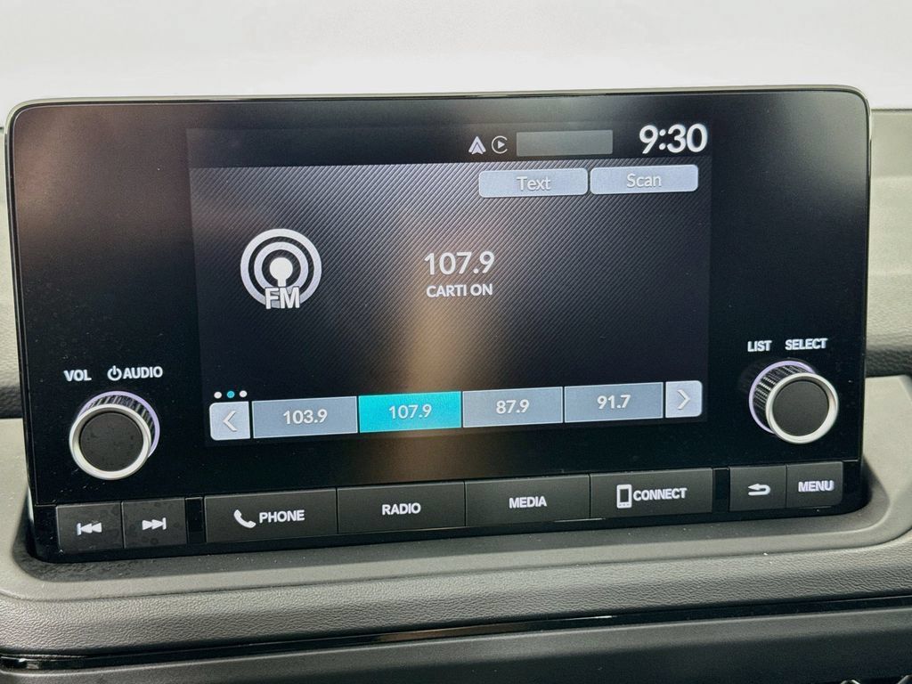 Used 2025 Honda Accord SE image 18