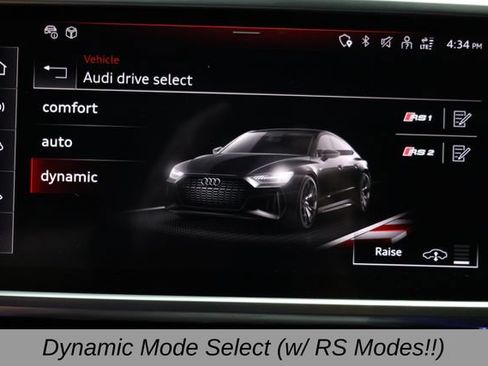 Used 2025 Audi RS 7 Performance AWD/4WD image 32