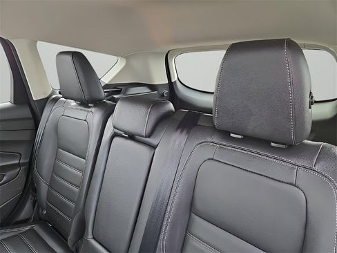 Used 2019 Ford Escape Titanium image 13