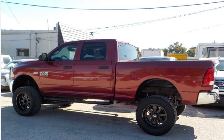 Used 2014 RAM 2500 Tradesman w/ Chrome Appearance Group AWD/4WD image 3