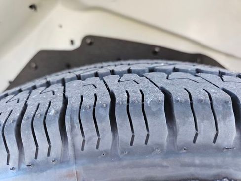 New 2025 Chevrolet Express 3500 Work Van w/ Power Convenience Package image 28