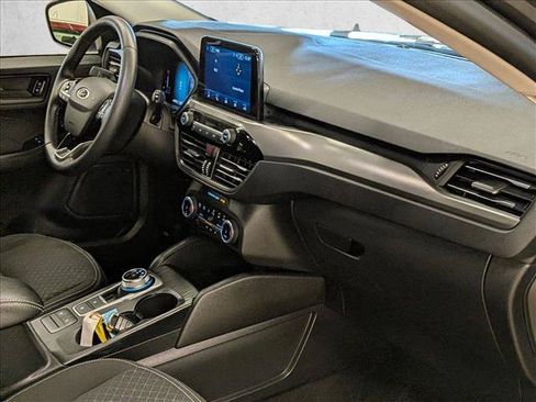 Certified 2024 Ford Escape Active AWD/4WD image 21