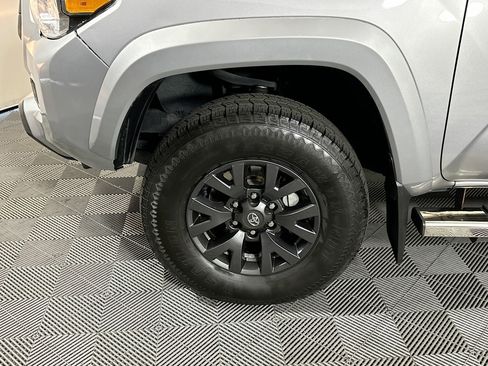 Used 2021 Toyota Tacoma SR5 image 11