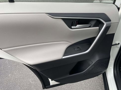 New 2025 Toyota RAV4 XLE image 20