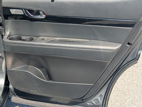 Used 2022 Hyundai Palisade Limited FWD image 19
