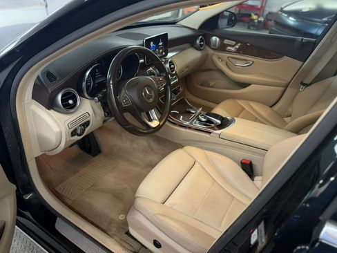 Used 2015 Mercedes-Benz C 300 4MATIC Sedan image 15