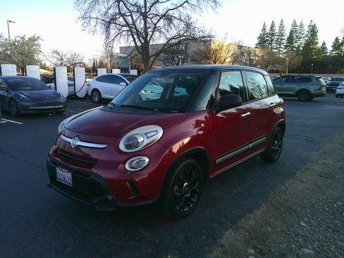 Used 2015 FIAT 500L Trekking image 1