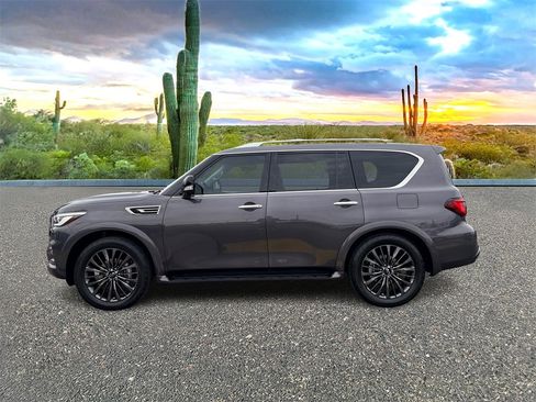 Used 2022 INFINITI QX80 Premium Select w/ Cargo Package image 7