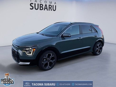 Used 2023 Kia Niro SX Touring FWD image 1